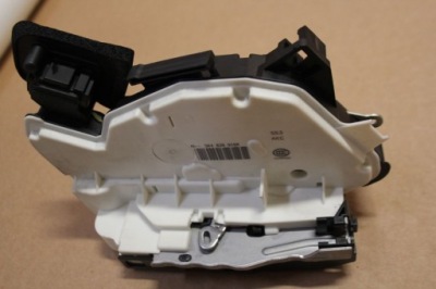 Замок дверь задняя правый vw sportsvan 5k4839016r фото №1