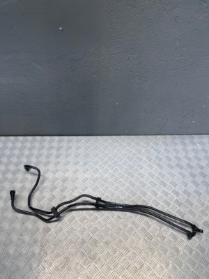 Bmw f30 f31 трубка шланг масляний коробки 7607789 фото №1