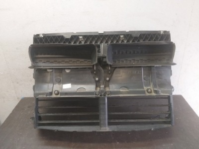 Pas передний жалюзи bmw 2 ii f45 f46 5174 8058552 фото №1