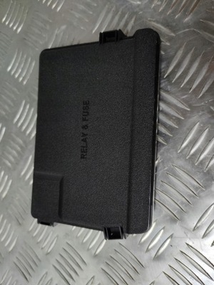 Toyota sienna 2021 кришка запобіжників фото №1