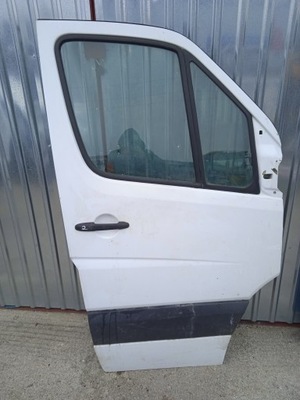 Дверь правое перед mercedes sprinter 906 фото №1