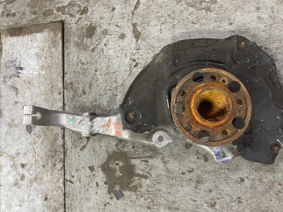 Поворотний кулак права перед mercedes w222 2222001 фото №1