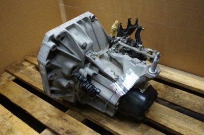 Коробка передач передач dacia duster ii 19r jr5065 jr5-065 320106830r фото №1