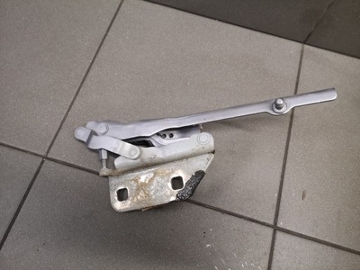 Петля капот правий audi a8 d3 4e0823302f фото №1