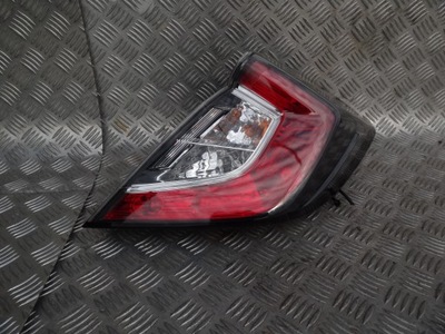 Honda civic x 2017 хетчбек лампа задня права europa оригінал фото №1