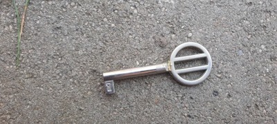 Stary klucz meblowy PRL