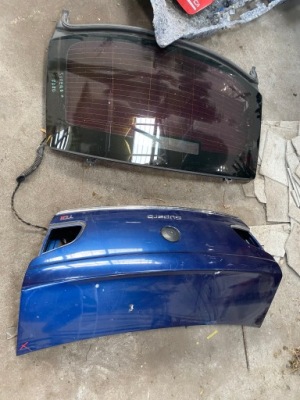 Skoda superb ii скло задня sedan фото №1