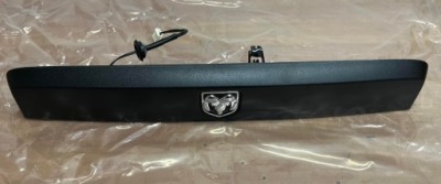 Ручка крышки багажника dodge nitro оригинальный номер 55369156ac фото №1