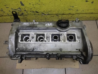 Audi a4 b5 1.8 головка двигателя 058103373a фото №1