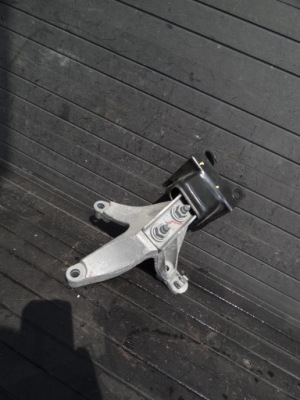 Dacia sandero ii 19r 1,0 sce подушка кронштейн коробки фото №1