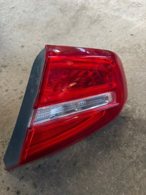 Mercedes gla x156 фара задній led ліва a1569061358 фото №1