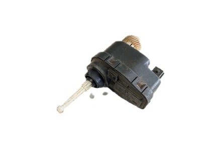 Opel моторчик регулювання світла 0307851316 europa фото №1