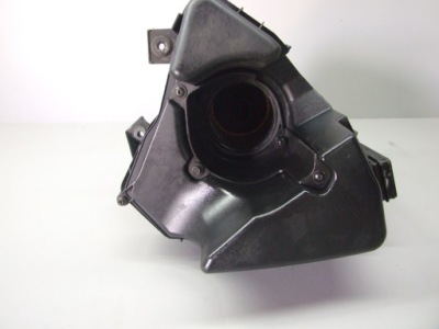 Корпус фильтра воздуха audi s8 d3 07l133835h фото №1