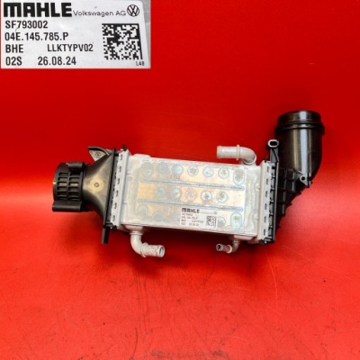 Интеркулер seat vw 1.5 tsi dxd 2024r 04e145785p фото №1
