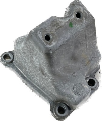 Challenger 15- 3.6 кронштейн двигуна 04726023ab фото №1