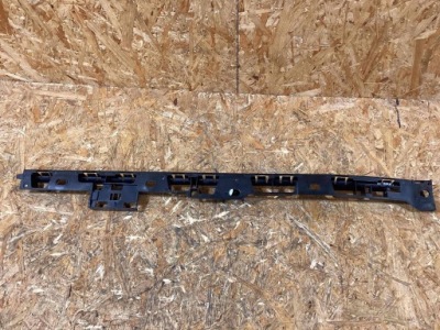 Porsche macan 95b 2021 права сторона напрямна накладки порога фото №1