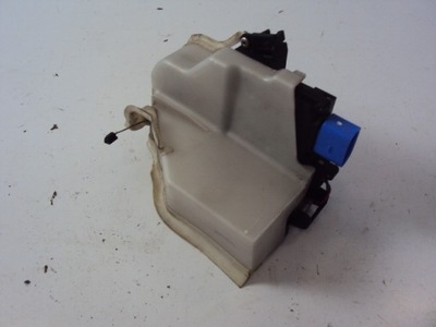 Замок дверь правый перед vw phaeton 2002-2016 фото №1