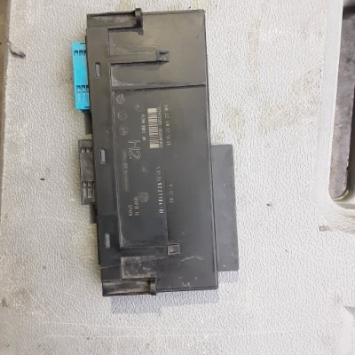 Модуль комфорта bmw e87 e90 e91 9227184 01 фото №1