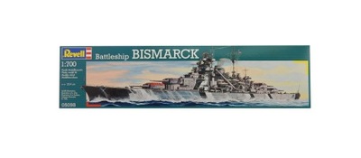 A8981 Model statku do sklejania pancernik Bismarck