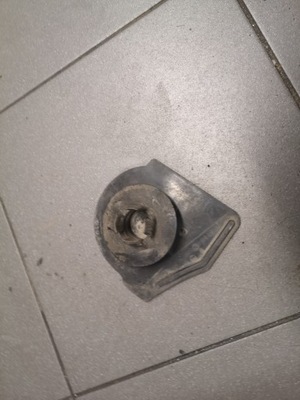 Защита подвеска audi a3 8p 1k0825962b фото №1