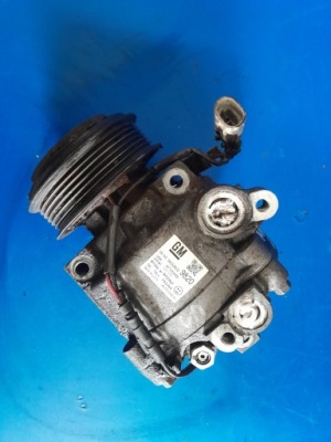 Компресор кондиціонера opel chevrolet 95059820 фото №1