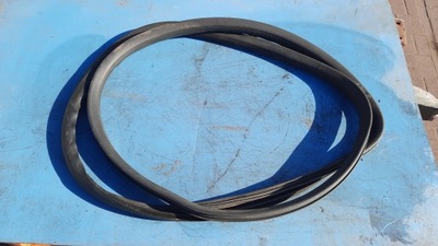 Прокладка двері правий перед volvo c30 06-12r фото №1