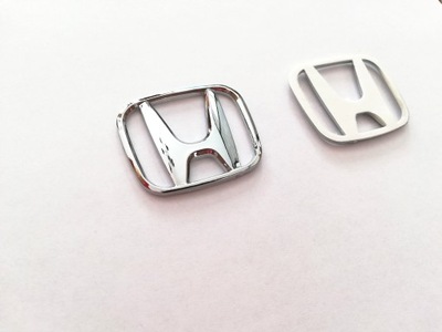 LOGOTIPO EMBLEMA HONDA CIVIC VIII ,JAZZ III, EN VOLANTE 49X40MM  