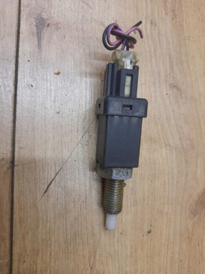 Датчик стоп педали тормоза mazda 6 фото №1