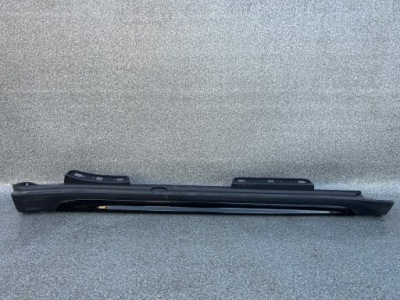 Молдинг порог правая mini countryman f60 7467696 фото №1