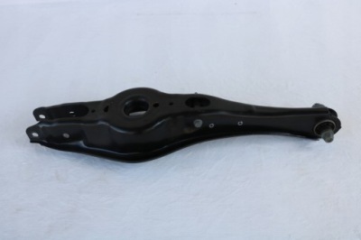 Vw skoda passat важіль задня 3q0505371d . фото №1