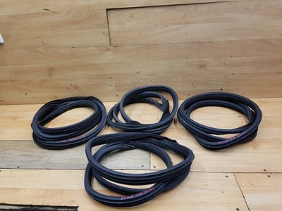 Ущільнювачі двері 4szt комплект fiat stilo фото №1