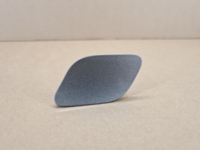 Левая заглушка распылителя бампера xc40 цвет 727 фото №1