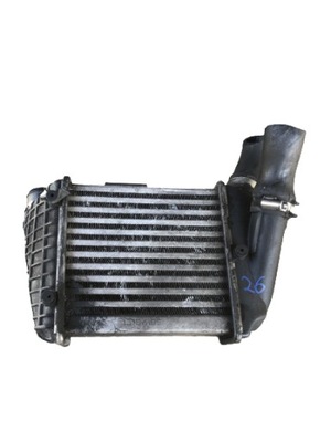 Інтеркулер audi a4 b7 8e0145806c фото №1