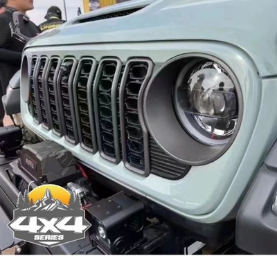 REJILLA DE RADIADOR JEEP WRANGLER JL/JT MODELO 2024 CÁMARA  