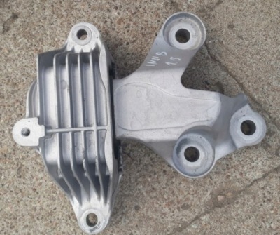 Кронштейн коробки insignia b 1.5 автоматична коробка передач 84034273 фото №1