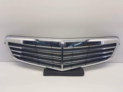 Решітка радіатора решітка радіатора mercedes c w204 a2048801283 фото №1