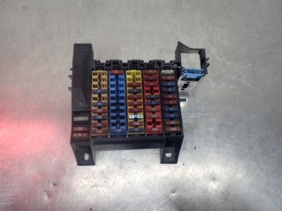 Audi a8 d2 2.8 v6 модуль коробка запобіжників фото №1