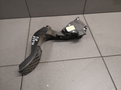 Потенциометр газа audi a6 c5 eu 8d1723523l фото №1