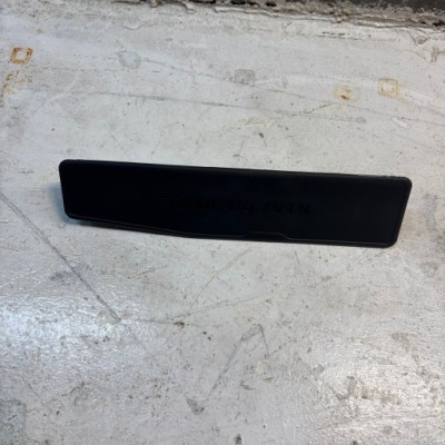 Защита номера vin заглушка пол toyota rav4 v lift 58569-42040 фото №1