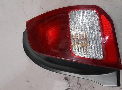 Лампа правая задняя mitsubishi colt фото №1