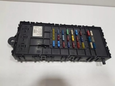 Коробка предохранителей mercedes atego vario 0015432015 all/h/7 фото №1