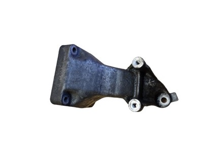 Кронштейн двигателя правая mercedes w211 2.7cdi фото №1