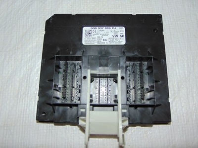 Vw passat b8 модуль 5q0937086cj фото №1