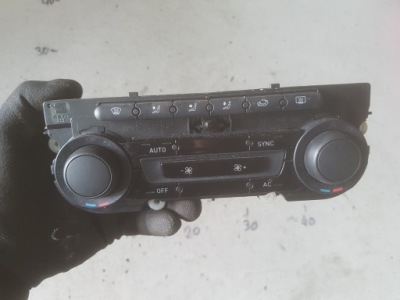 Leon 2 ii lift 09-12r панель кондиціонера обдув фото №1