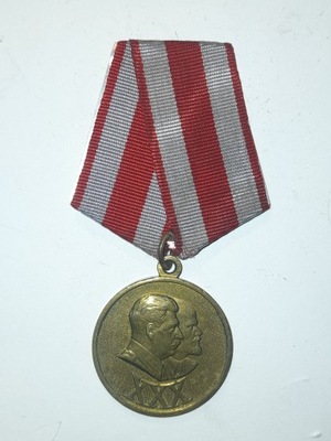 Medal XXX lat sowieckiej Armii i Floty 1918-1948