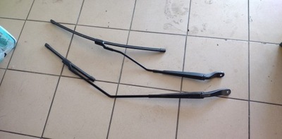 SOPORTE ESCOBILLAS RENAULT CAPTUR II 288810776R 288866468R PIEZAS  