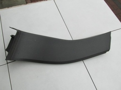 Защита стойка багажника правая kuga mk1 lift 2012 фото №1