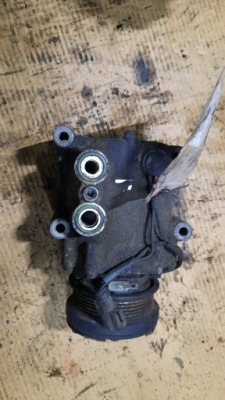 Компресор кондиціонера ford focus mk1 1.6b фото №1
