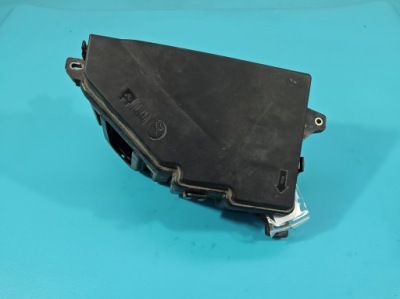 Корпус коробка предохранителей volvo s90 ii 16- фото №1