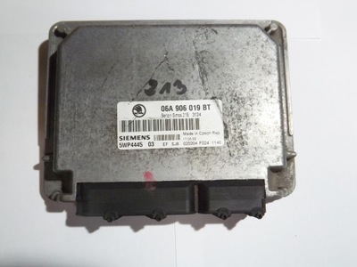 COMPUTER CONTROL UNIT SKODA 06A906019BT 5WP4445 03  